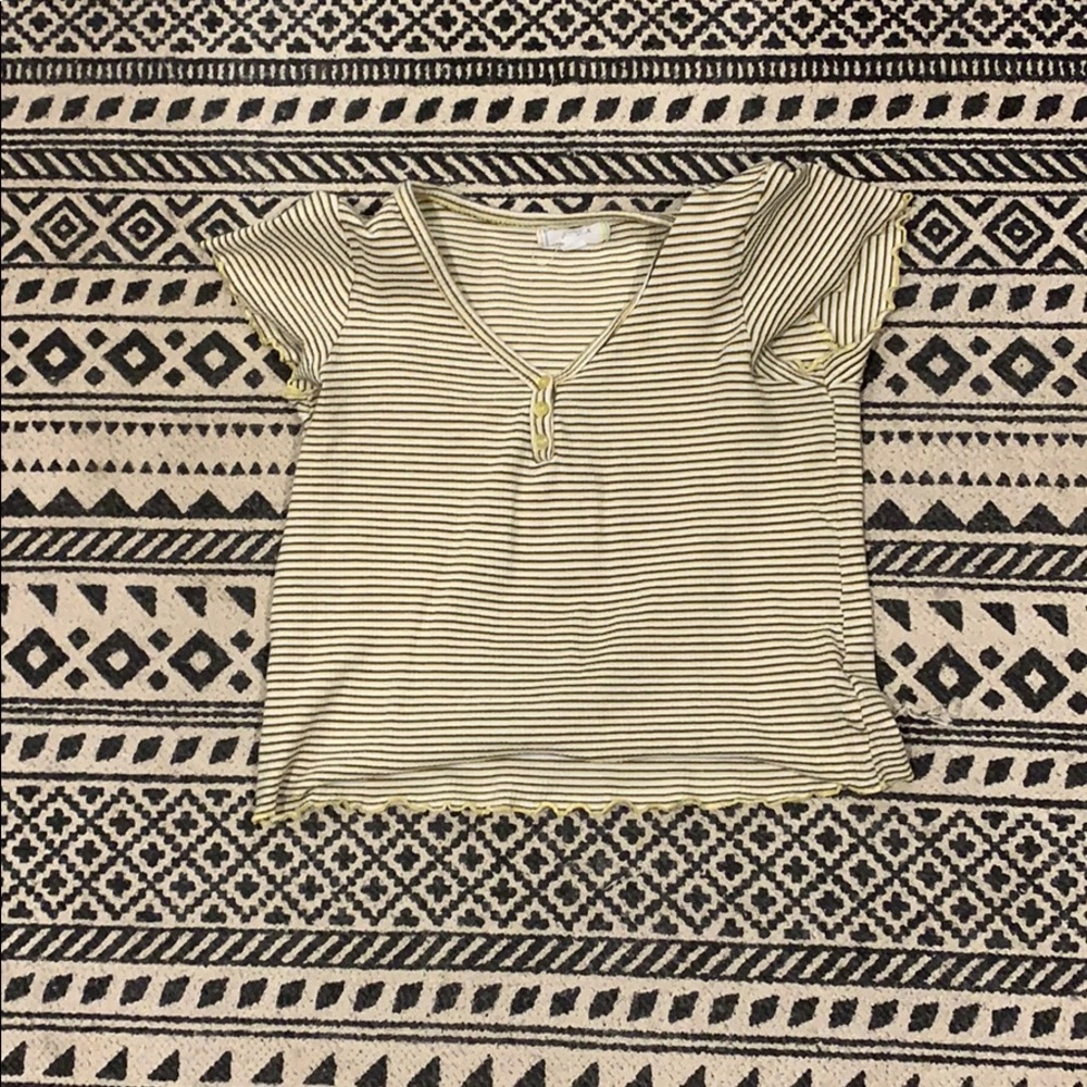 Crop top - Picture 2 of 2